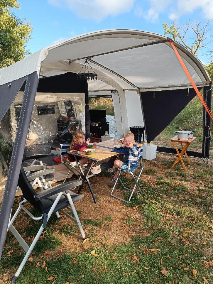 Gezinsvriendelijke vouwwagen Trigano Galleon (2015), Caravanes & Camping, Caravanes pliantes, Trigano, jusqu'à 6, Multicolore