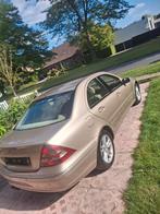 Mercedes classe c 220 diesel full option Automatique, Auto's, Mercedes-Benz, Bedrijf, Diesel, 5 deurs, C-Klasse