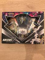 Arceus V Figure collection box SEALED, COSMIC ECLIPSE INCL., Envoi, Comme neuf, Autres types, Foil