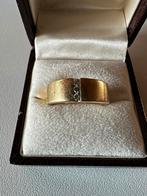 Gouden Ring met diamant, Handtassen en Accessoires, Ringen, Goud, Goud, Met edelsteen, Ophalen of Verzenden