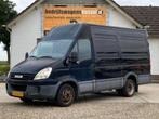 Iveco Daily 40C15V 3.0 HPI Euro 4 L2H2 AC Trekh. 3.5t. N1, Iveco, Zwart, Bedrijf, 5 deurs