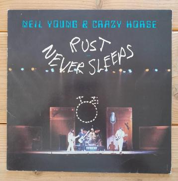 Disque vinyle LP Neil Young & Crazy Horse Rust Never Sleeps, Enlèvement ou Envoi, Comme neuf, 12 pouces, Pop rock