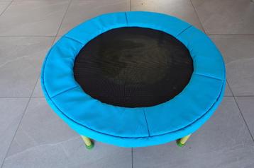 Mini trampoline enfant 90cm disponible aux enchères