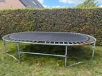 Ovale trampoline van 4,2x2,25m, Enlèvement, Utilisé