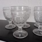 Retro wijnglazen in prima staat, Ophalen of Verzenden, Zo goed als nieuw