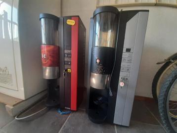2 x Douwe Egberts bedrijfskoffie machine, beide defect., Enlèvement, Ne fonctionne pas