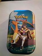 Charizard, Ophalen of Verzenden, Zo goed als nieuw, Boosterbox, Foil