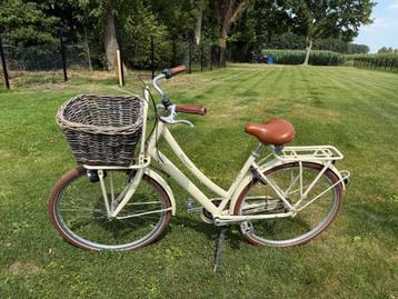 damesfiets beschikbaar voor biedingen