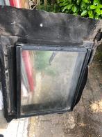 Fenêtre de toit en bon état , alu , 0,60 x 0,55 L, Bricolage & Construction, Enlèvement, Comme neuf