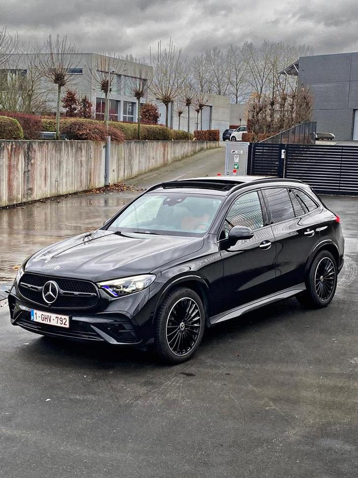 Mercedes GLC220 4 Matic Full Black Pano Fabrieksgarantie, Auto's, Mercedes-Benz, Bedrijf, Te koop, GLC, 360° camera, 4x4, ABS
