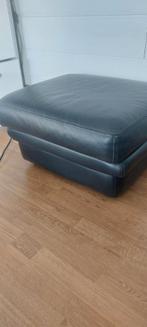 Poef leder, Huis en Inrichting, Ophalen, Modern, strakke vorm., 50 tot 75 cm, Leer