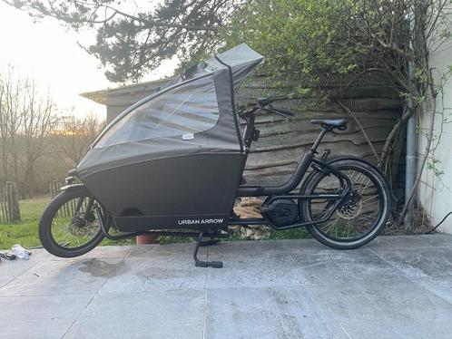 Urban Arrow-fiets, Fietsen en Brommers, Fietsen | Bakfietsen, Gebruikt, Overige merken, 2 kinderen, Elektrisch, Huif, Ophalen