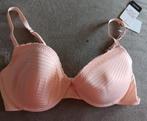 Soutien gorge saumon 85C NEUF, Kleding | Dames, Ondergoed en Lingerie, Ophalen of Verzenden, Roze, BH