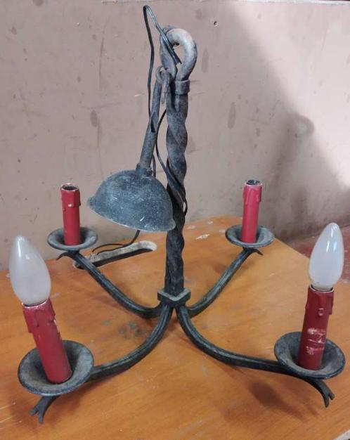 Werkende SMEEDIJZEREN luchter Antiek - in goede staat, Antiek en Kunst, Antiek | Verlichting, Ophalen of Verzenden