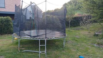 Trampoline, Enlèvement, Utilisé