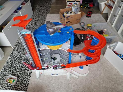 Hot Wheels Super City Ultimate Garage Gorilla, Kinderen en Baby's, Speelgoed | Racebanen, Gebruikt, Racebaan, Elektrisch, Hot Wheels