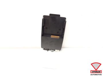 Mercedes C Klasse W204 Becker Module Houder A1728100011 beschikbaar voor biedingen