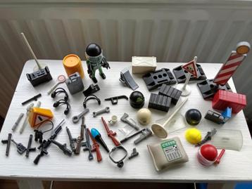 Playmobil: werkgerief, materiaal politie en motorrijder (S4/ beschikbaar voor biedingen