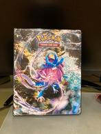 boek + kaarten shrouded fable, Hobby en Vrije tijd, Verzamelkaartspellen | Pokémon, Ophalen of Verzenden