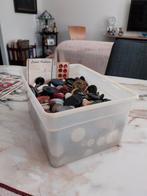 Volle doos met oude knopen, Ophalen of Verzenden