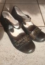 Jolies chaussures noires pointure 38, Comme neuf, Noir, Enlèvement ou Envoi