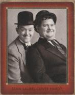 Cartes à collectionner Laurel & Hardy 2 pièces, Comme neuf, Enlèvement ou Envoi, Film, Photo ou Carte