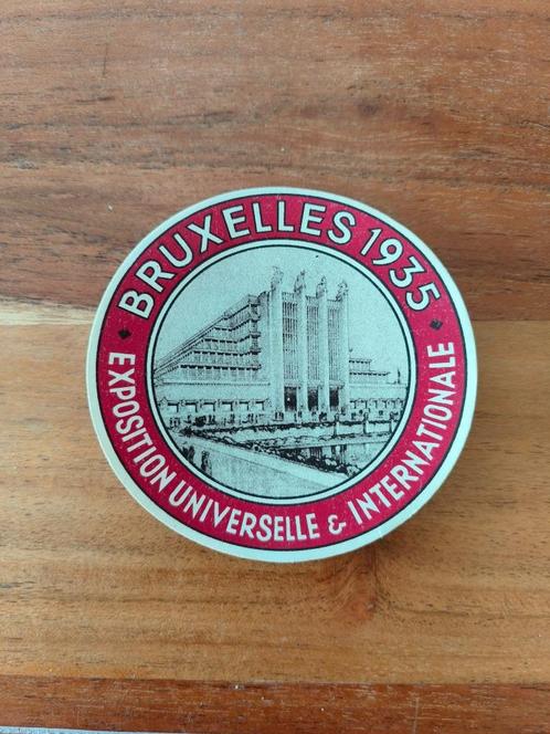 Universal Expo Bruxelles 1935 kofferlabel, Antiek en Kunst, Curiosa en Brocante, Ophalen of Verzenden