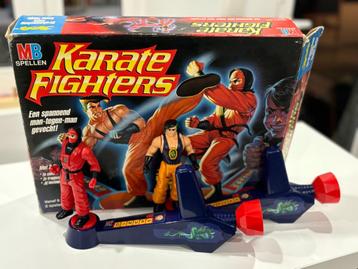 Karate Fighters Retro Spel - Complete Set uit de Jaren '90! disponible aux enchères