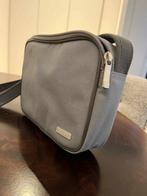 Sacoche Lacoste Neuve, Enlèvement ou Envoi, Comme neuf, Gris, Autres marques