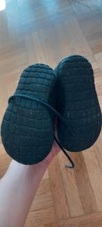 Babyschoenen pom d'a'pi, Ophalen