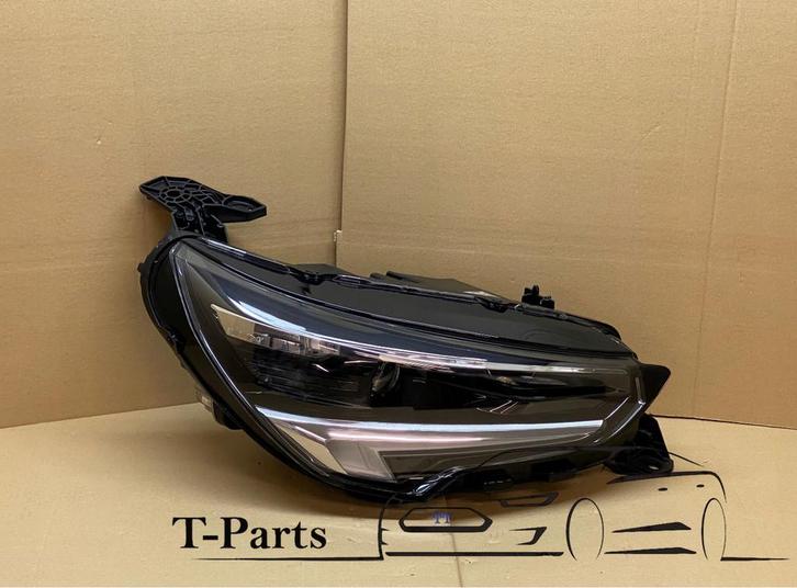 Opel corsa F koplamp Rechts Matrix 39162659 lamp LED, Auto-onderdelen, Verlichting, Opel, Gebruikt
