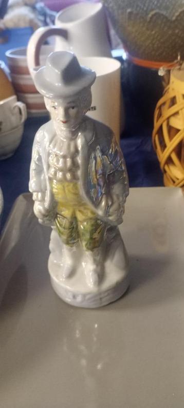 Statuette, Enlèvement