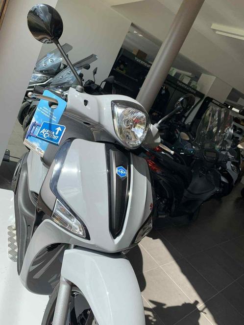 Stockpromotie Piaggio Liberty 45 grigio materia E5, Fietsen en Brommers, Scooters | Piaggio, Nieuw, Overige modellen, Klasse B (45 km/u)
