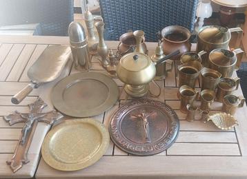 Lot diverse koperen objecten - +- 8kg beschikbaar voor biedingen