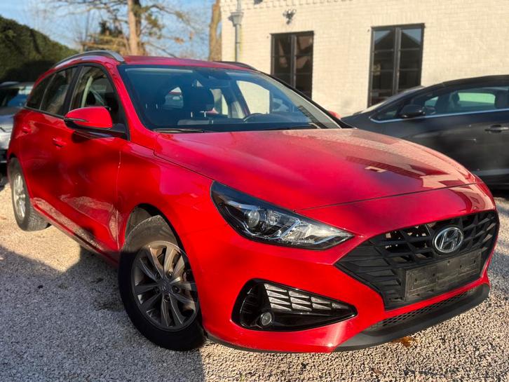Hyundai i30 1.5i benzine - Carplay*2022*39000KM*FABRIEKSGRNT, Autos, Hyundai, Entreprise, Achat, i30, ABS, Caméra de recul, Airbags