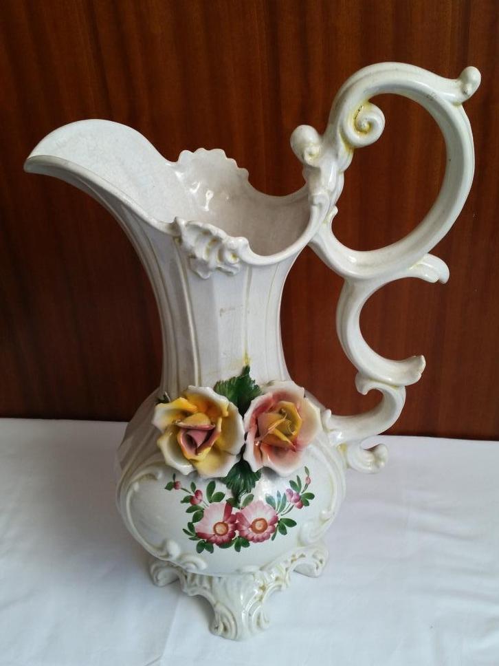 Italiaanse decoratieve vaas Capodimonte/Bassano, Antiek en Kunst, Antiek | Vazen, Ophalen