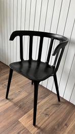 Zwarte stoel IKEA, prijs voor 2 stuks, Huis en Inrichting, Twee, Kunststof, Zo goed als nieuw, Zwart
