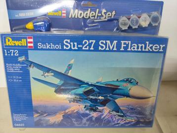 Modelbouwdoos: Revell, Sukhoi SU-27 SM Flanker. beschikbaar voor biedingen