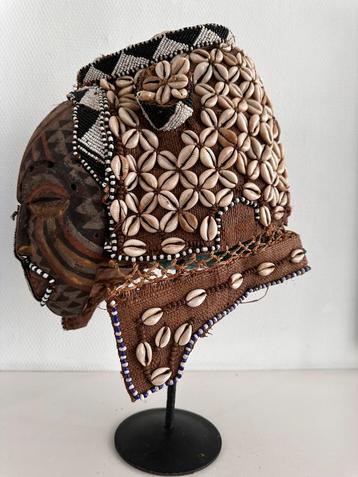Masque de roi Kuba Ngaadi Amwaash Art africain vers 1950