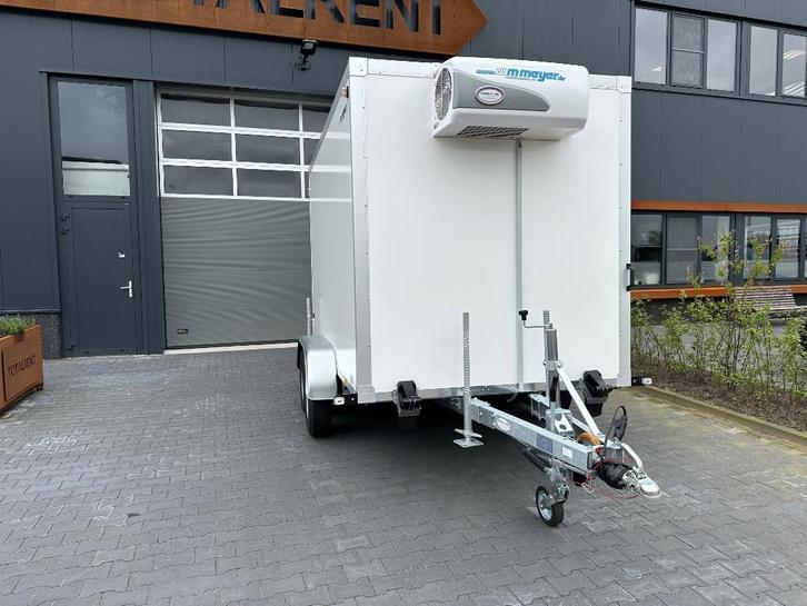 Te koop koelwagens en vriesaanhangers uit voorraad, Hobby en Vrije tijd, Feestartikelen | Verhuur, Nieuw, Ophalen