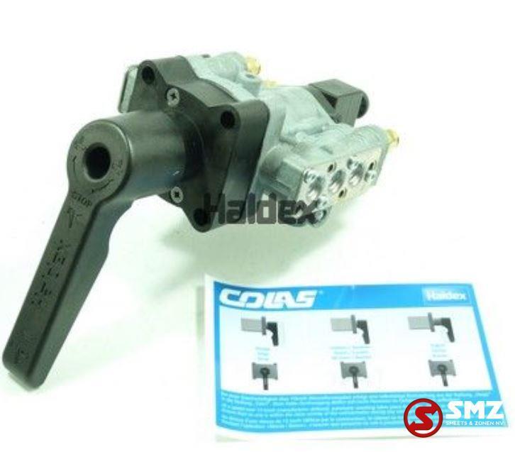 Vanne de régulation de hauteur Haldex, Autos : Pièces & Accessoires, Pièces camion, Autres marques, Autres pièces automobiles