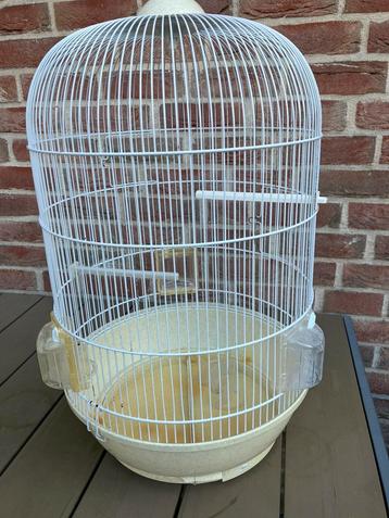 WITTE GROTE RONDE VOGELKOOI (staander gratis) NU 28 EURO beschikbaar voor biedingen