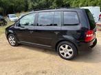 volkswagen - touran - Car, Auto's, Gebruikt, Overige brandstoffen, Bedrijf, Overige carrosserie