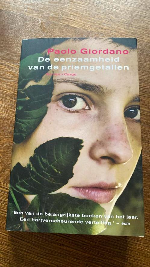 Paolo Giordano - De eenzaamheid van de priemgetallen, Boeken, Literatuur, Zo goed als nieuw, Ophalen of Verzenden