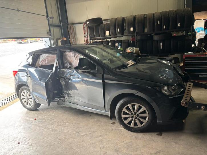 Seat Ibiza 2021 31 000 km - Accidentée/moteur parfait, Auto's, Seat, Particulier, Ibiza, Airbags, Benzine, Overige carrosserie
