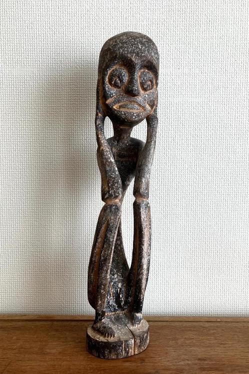 Oud houten beeld Toraja 45cm, Antiquités & Art, Art | Sculptures & Bois, Enlèvement