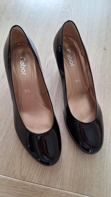 Schoenen dames zwart gelakt maat 36 beschikbaar voor biedingen