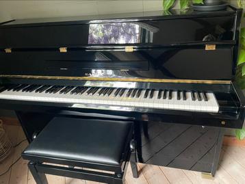 Buffetpiano Samick met zitbankje, Muziek en Instrumenten, Ophalen, Piano