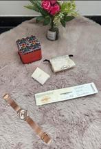 Swatch horloge HELLO DARLING, Handtassen en Accessoires, Horloges | Dames, Ophalen, Staal, Staal, Polshorloge