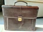 Arthur & Aston hoesje, Handtassen en Accessoires, Tassen | Schooltassen, Ophalen, Bruin, Aktetas of Boekentas, 40 tot 50 cm